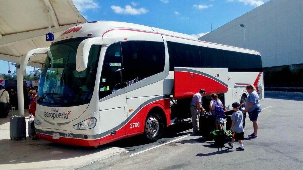 Ado Bus from Playa del Carmen to airport