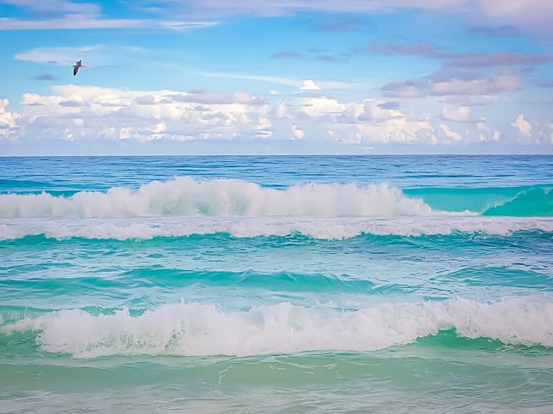 Cancun rough sea