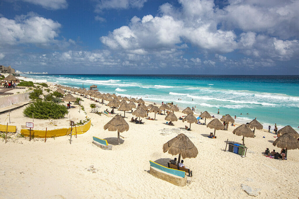 Cancun Playa Delfines