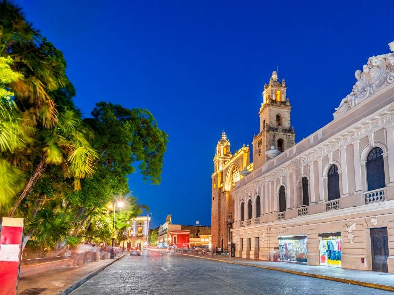Merida Zocalo by night