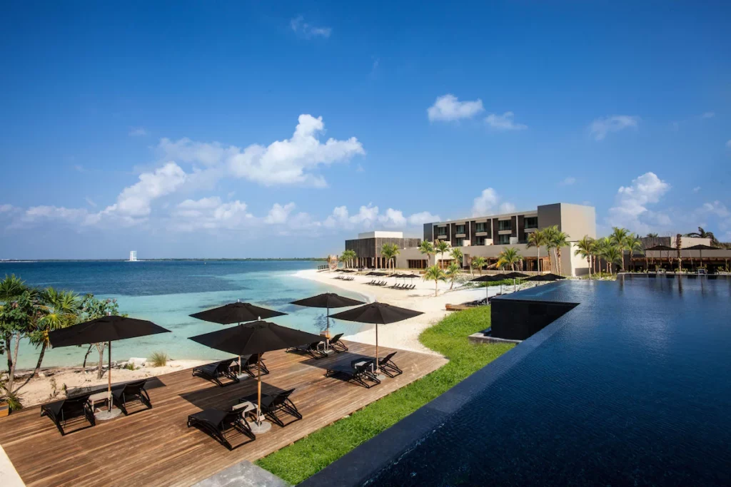 NIZUC Resort and Spa