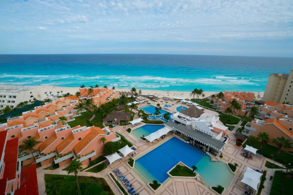 Wyndham Grand Cancun All Inclusive