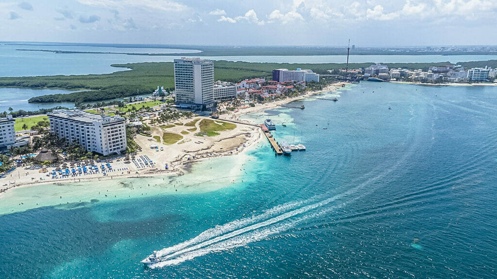 Weather in Cancun in July