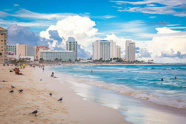 Cancun playa chaacmol people