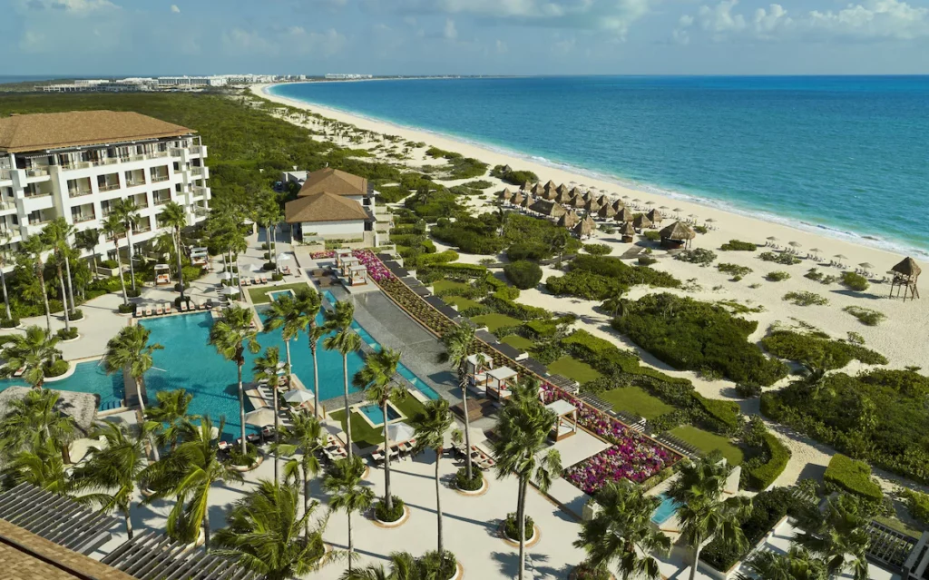 Secrets Playa Mujeres hotel