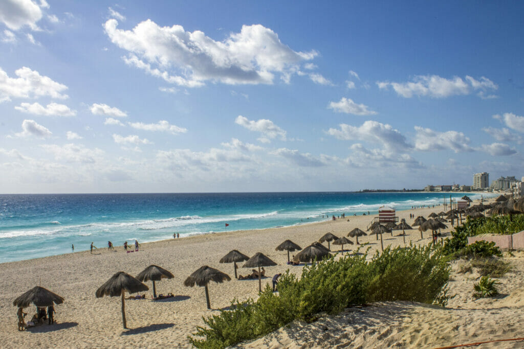 Playa Delfines Cancun