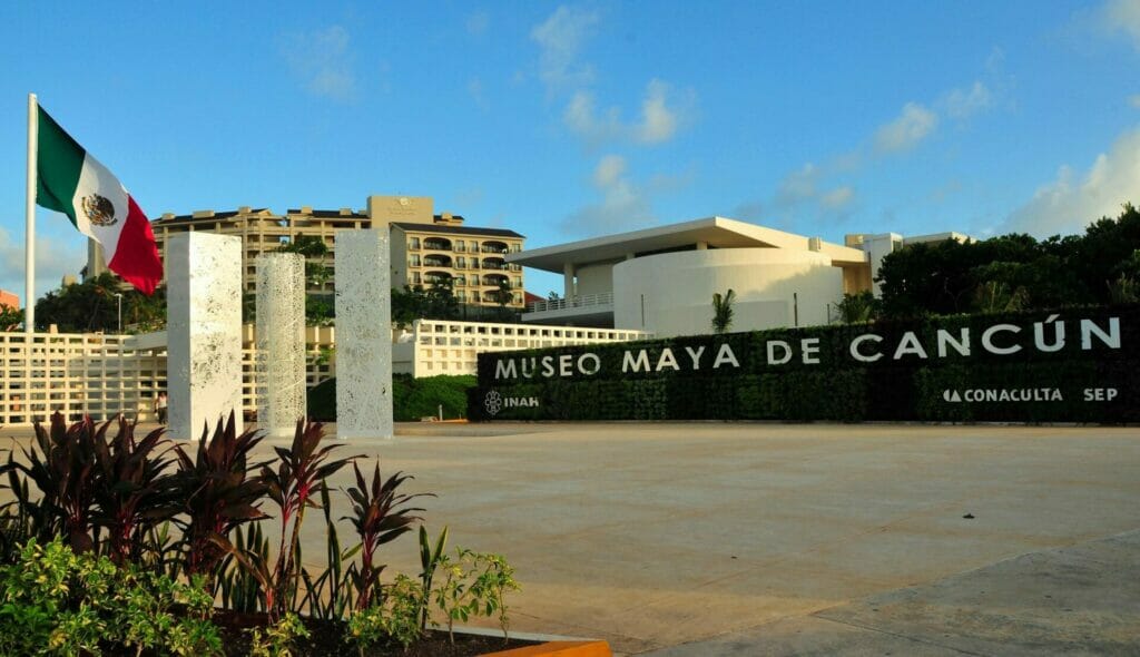 Museo Maya de Cancun