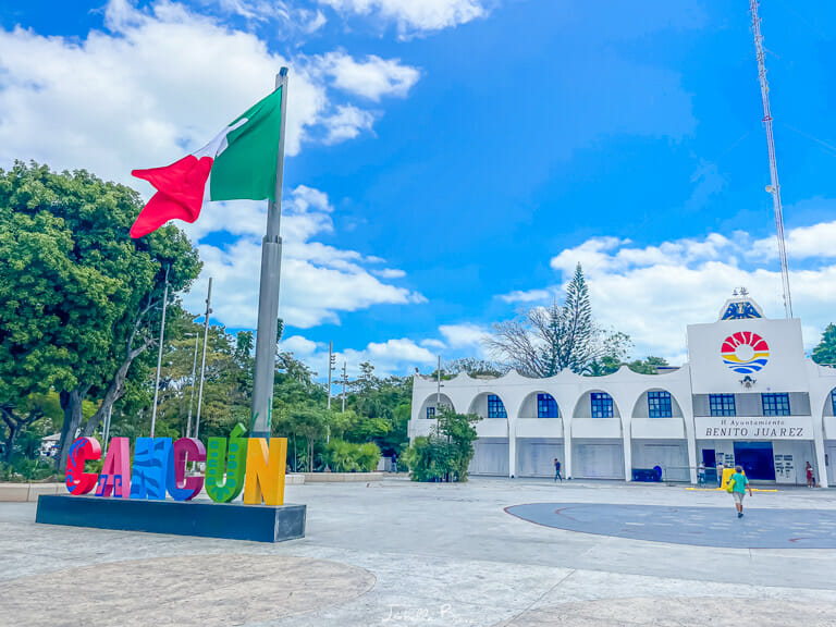 Cancun Municipio Avenida Tulum