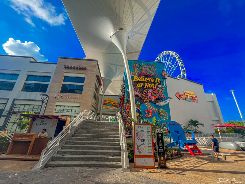 Plaza la isla Mall 