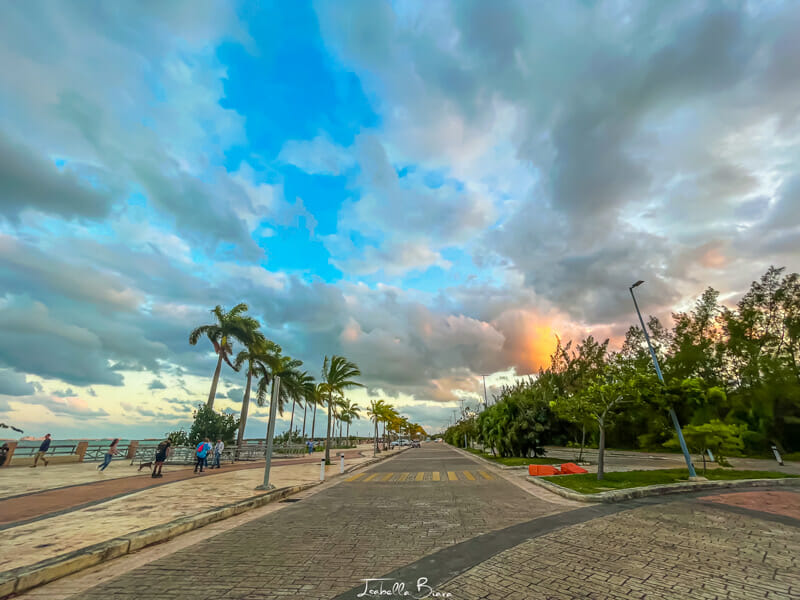 Malecon Tajamar Cancun