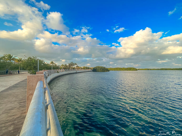 nichupte lagoon from the malecon
