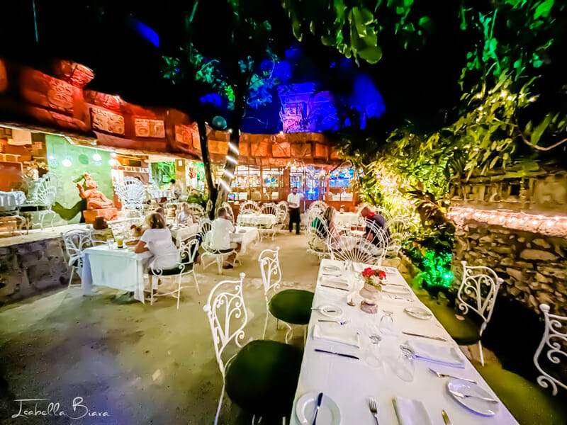 Habichuela Restaurant Garden