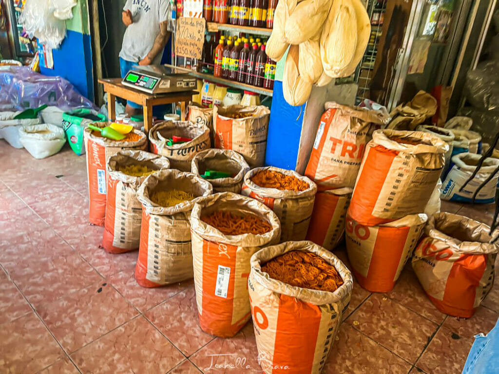 Mercado 23 spices shop cancun