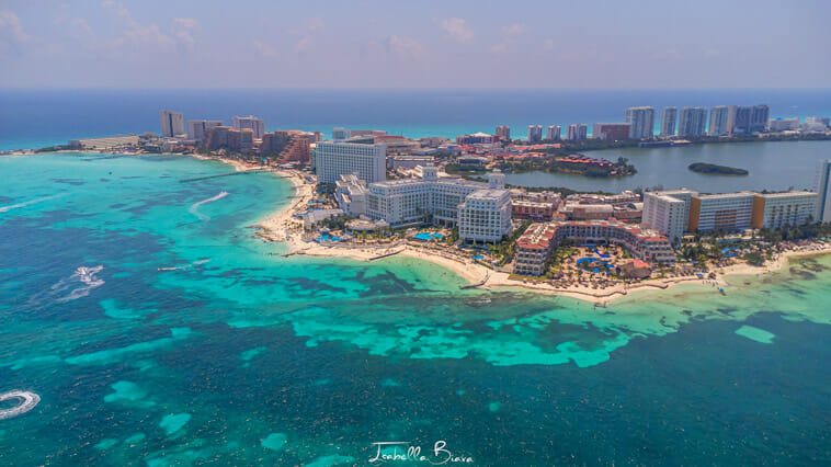 Punta Cancun beach lagoon overview - which living in Cancun worth it! 