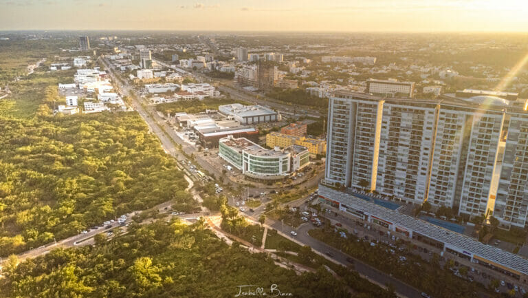 Cancun Avenida Bonampak Aerial view