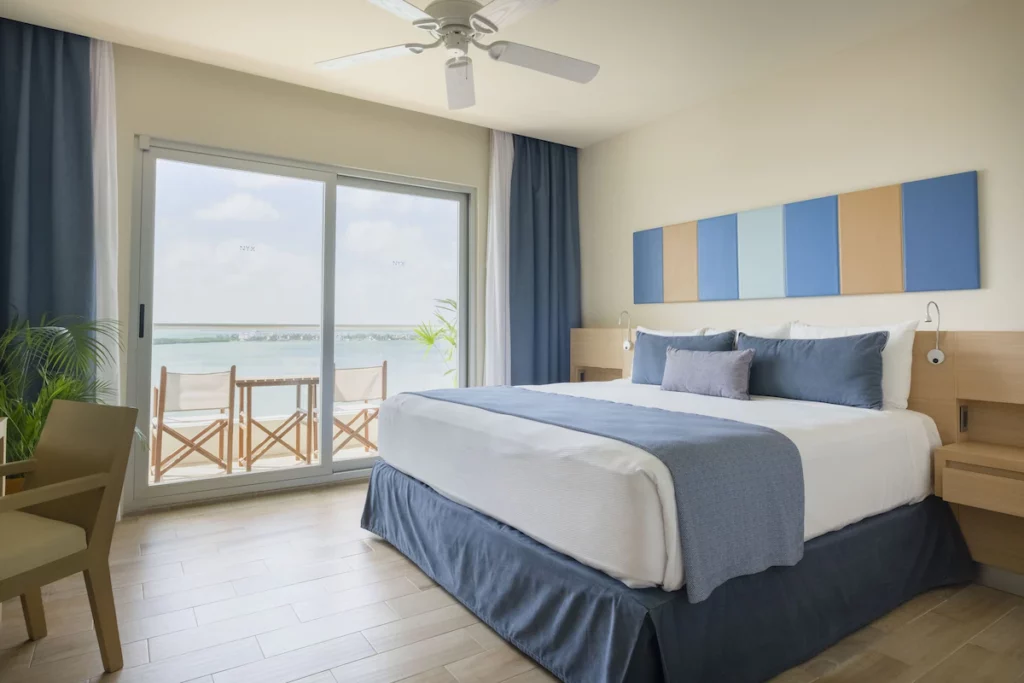 View of the hotel room of Hotel NYX Cancun.