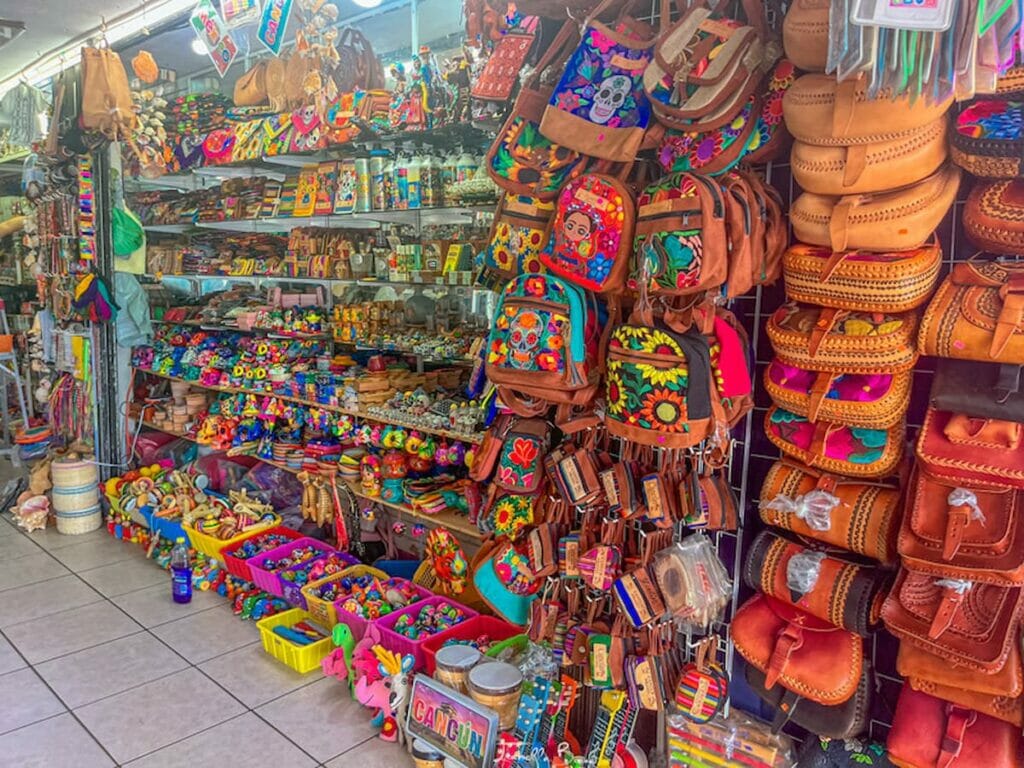 Colorful souvenirs in Cancun that can be found in Coral Negro.
