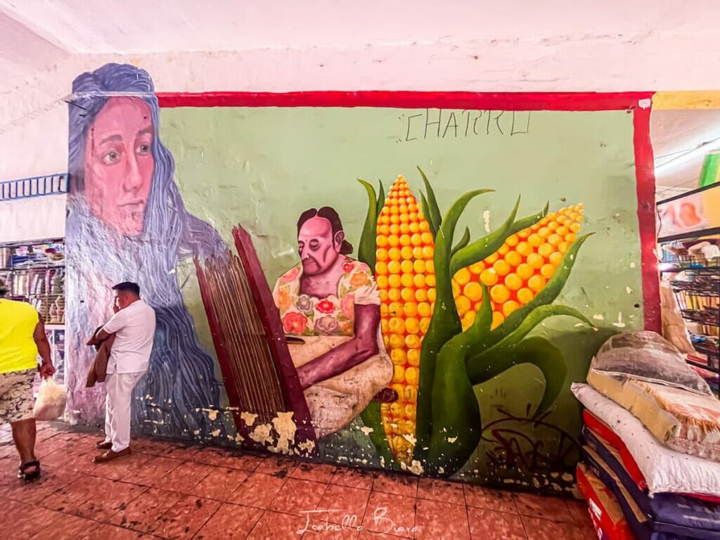 A mural in Mercado 23.