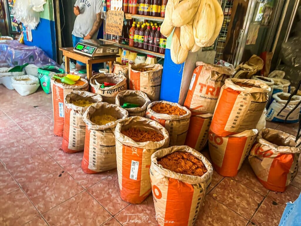 Spices shop in Mercado 23.