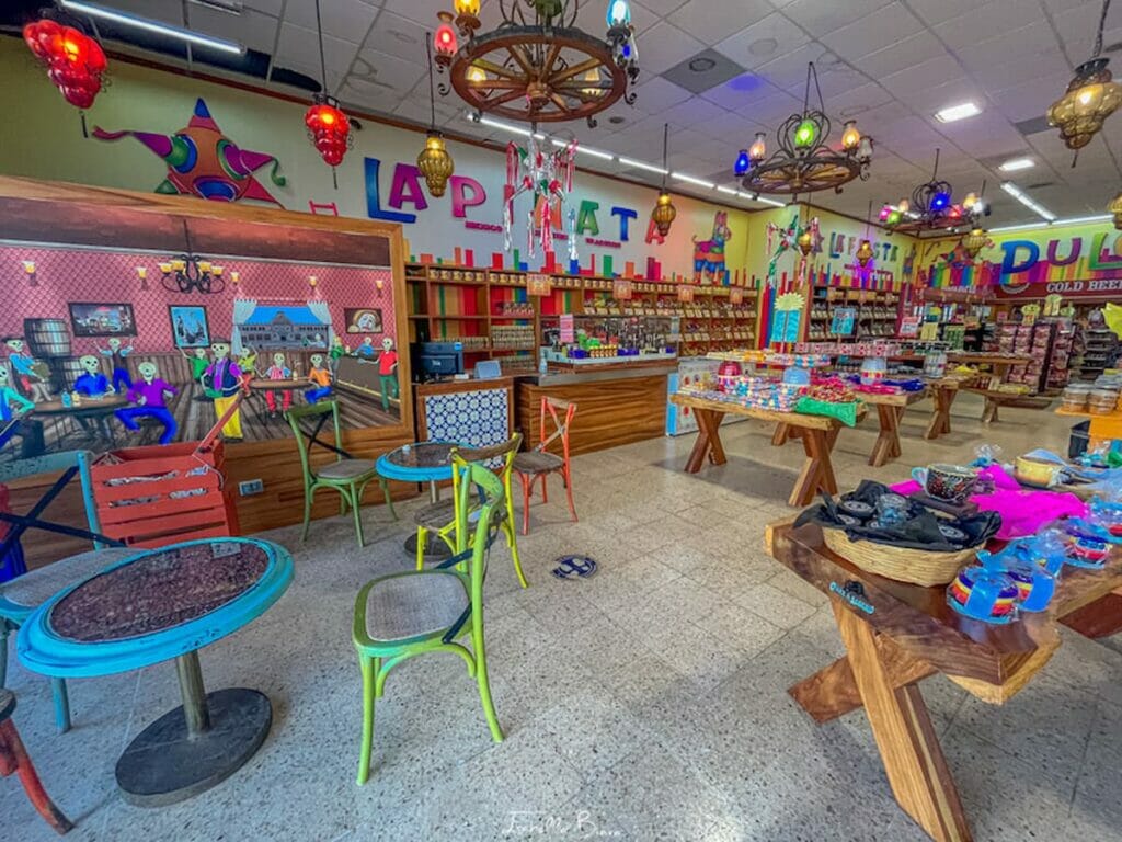 Souvenir shop in Mexican Outlet.