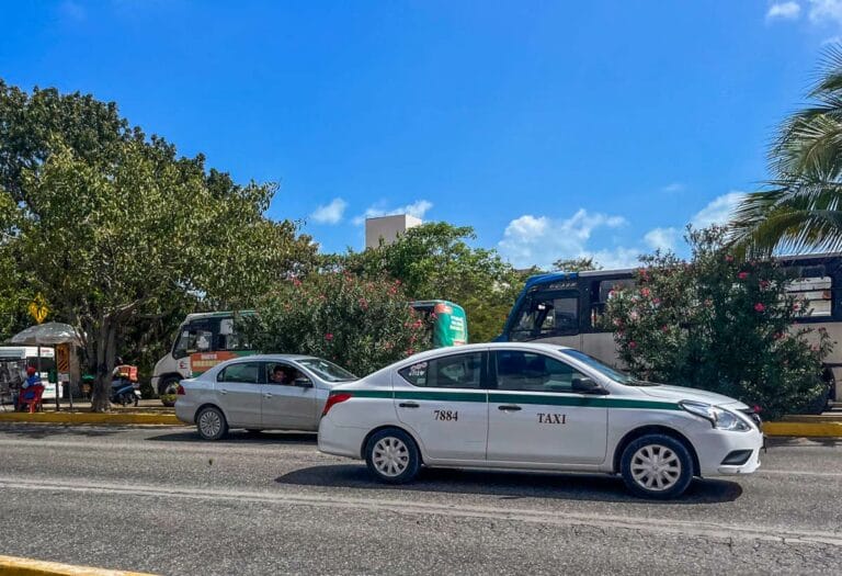 Cancun taxi