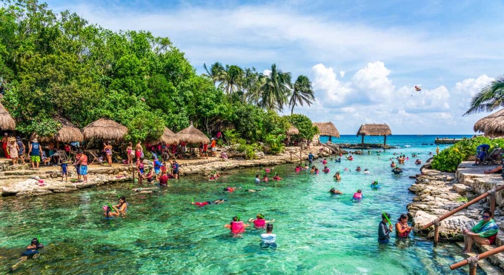 Xcaret pool