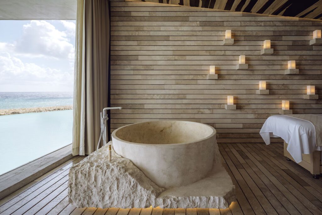 La Casa De La Playa Couples Treatment Room