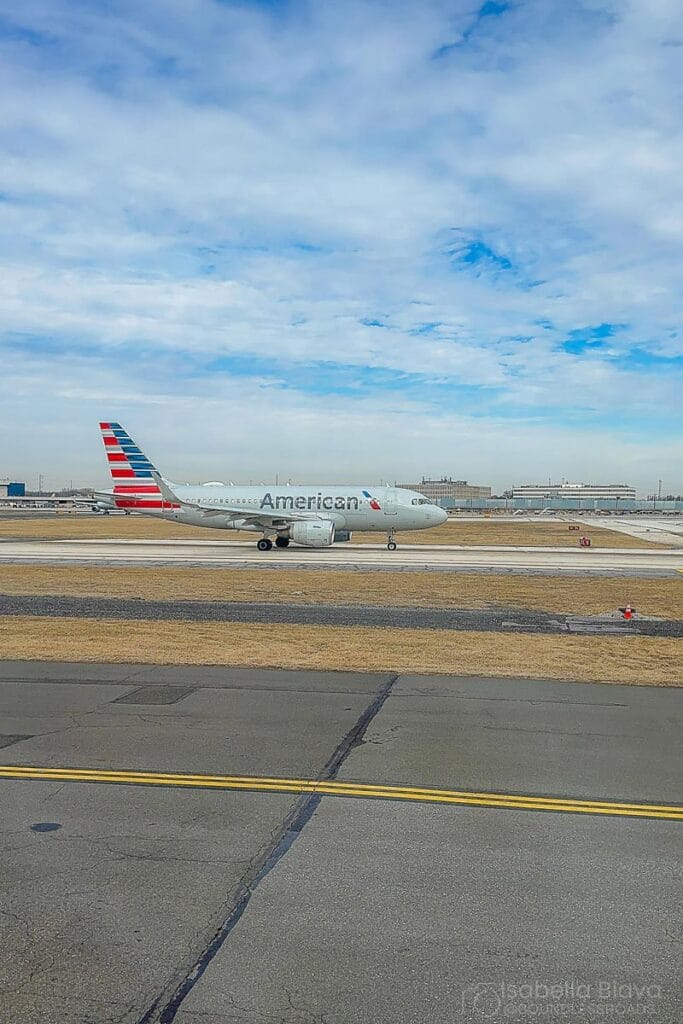 american airlines plane